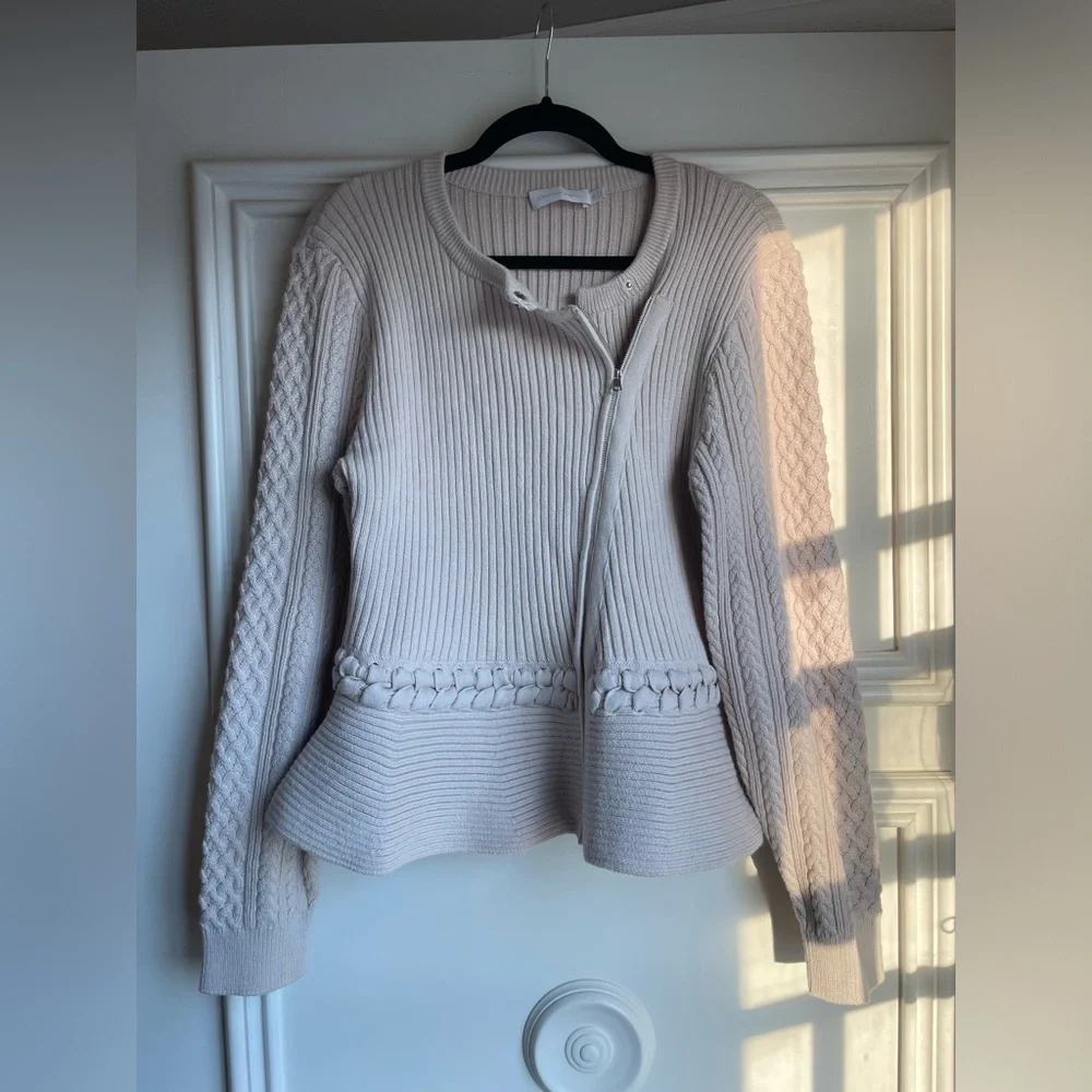Soft cream jacket - Picture 2 of 6